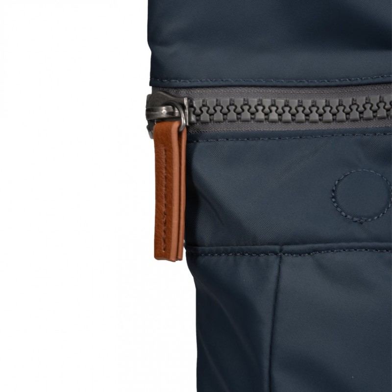 Roka London Canfield B Small...