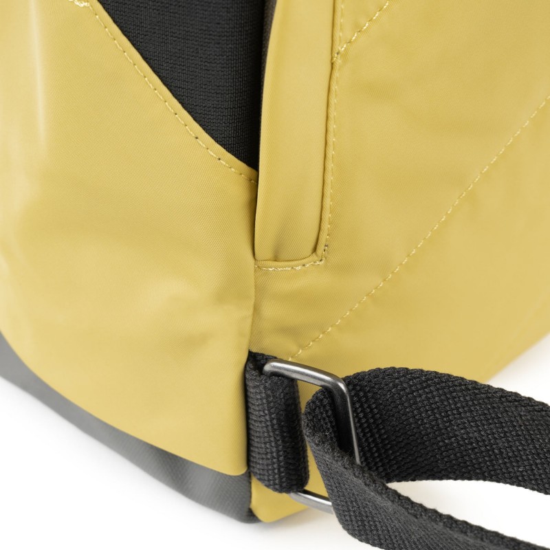 Roka London Canfield B Small...