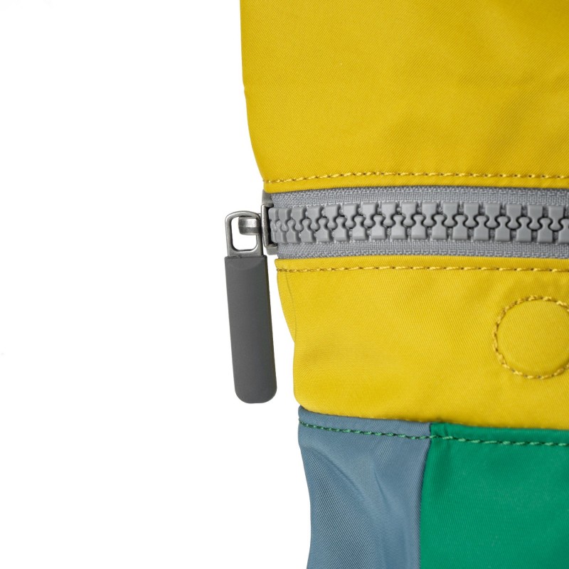 Roka London Canfield B Small...