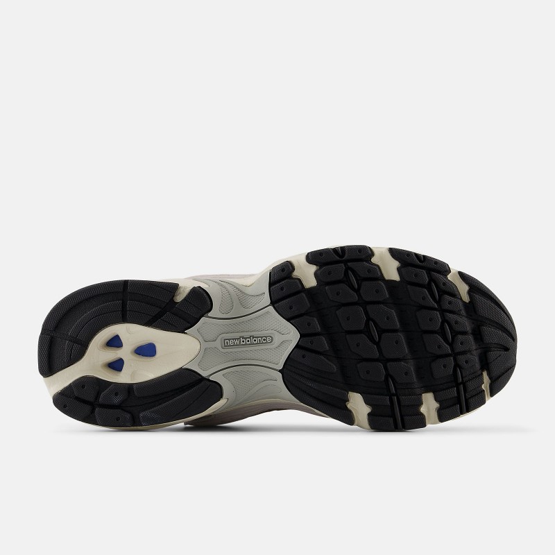 New Balance MR530CN Moonrock/Mushroom