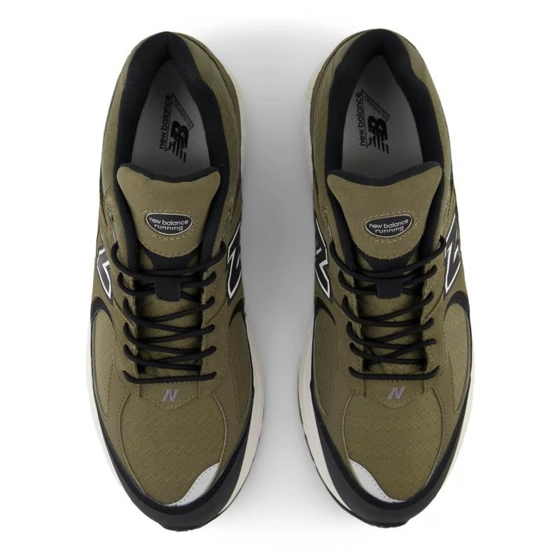 New Balance M2002RXU GORE-TEX Dark...