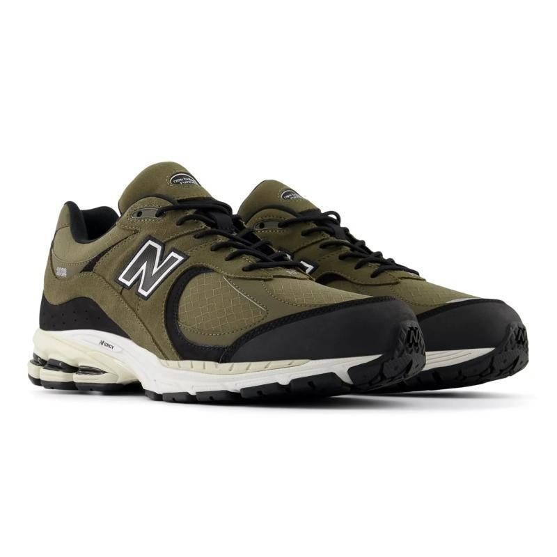 New Balance M2002RXU GORE-TEX Dark...