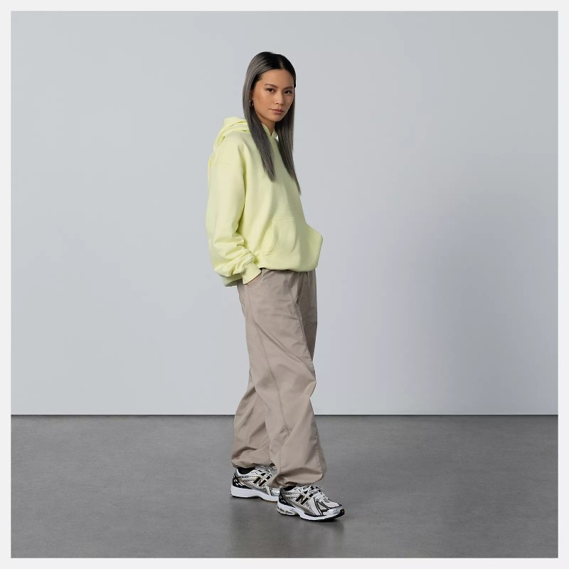 New Balance M1906RA Metallic...