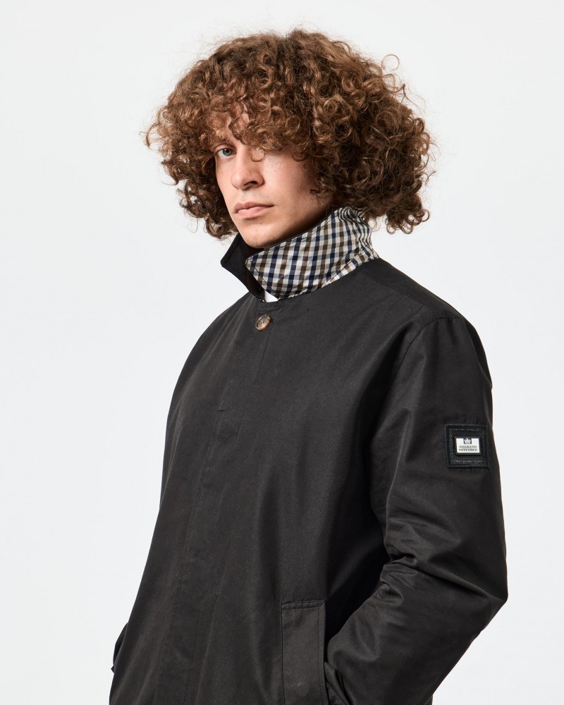Weekend Offender Whitehouse Mac...
