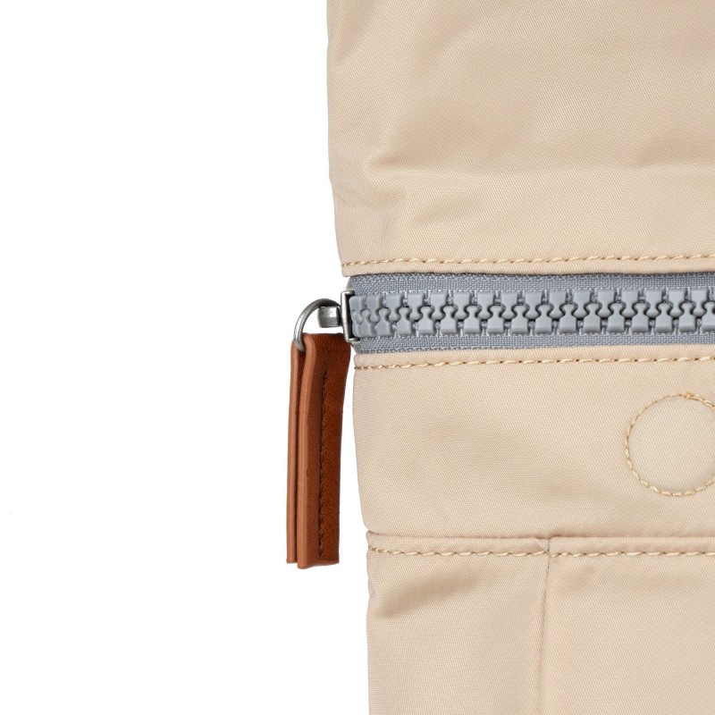 Roka London Canfield B Small...