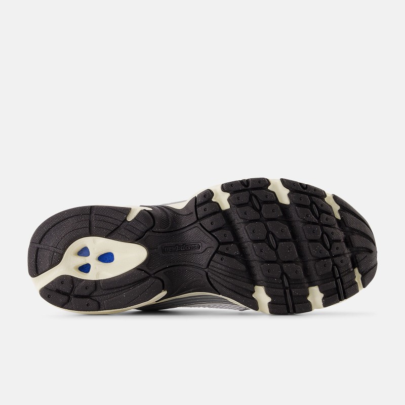 New Balance U530ESA Silver...