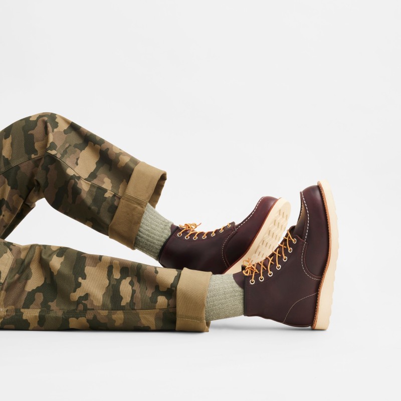 Red Wing 8847 6" Classic Moc Toe...