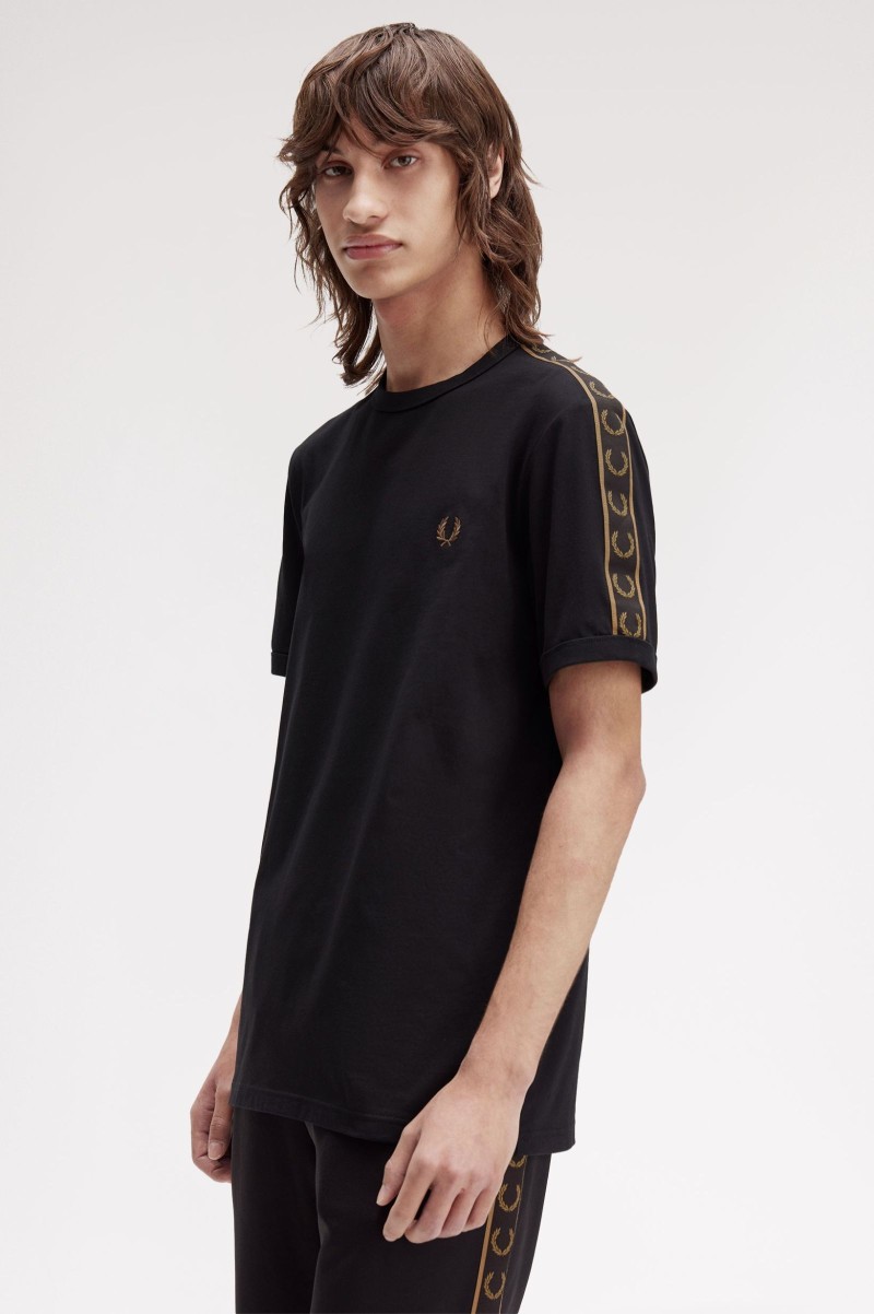 Fred Perry M4613 Contrast Tape Ringer...