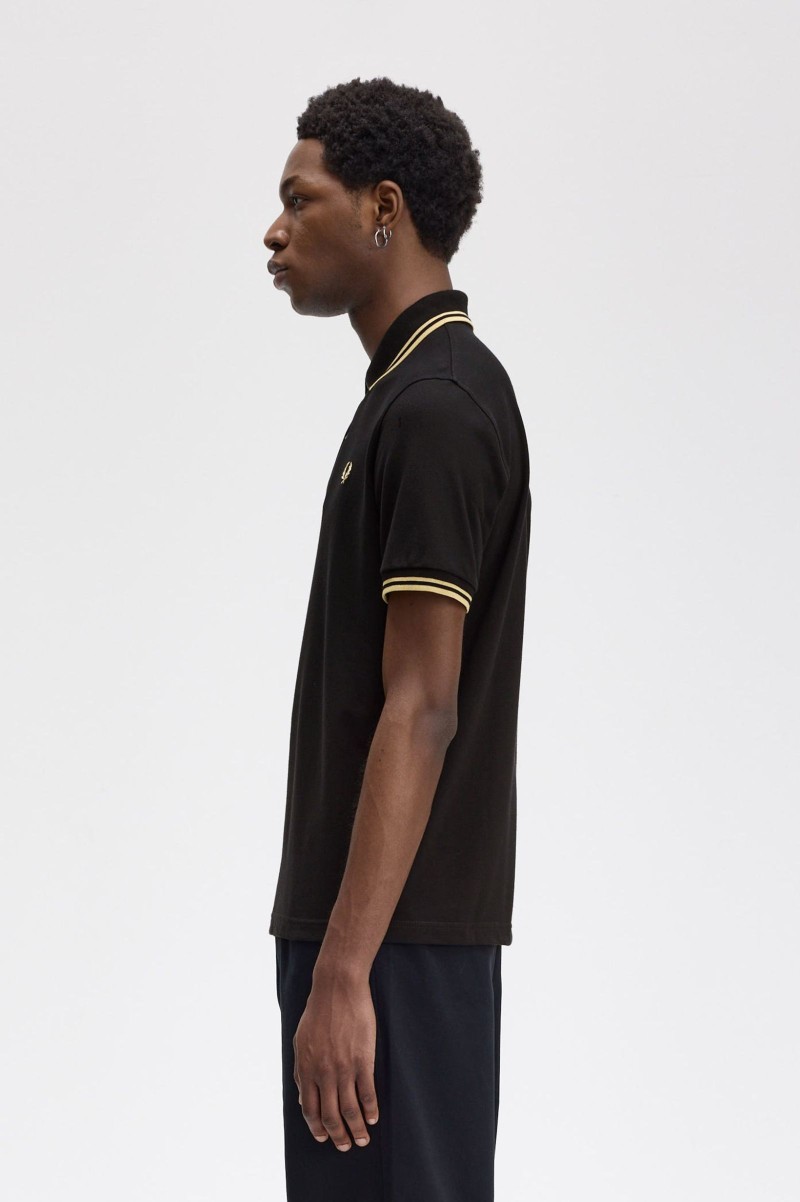 Fred Perry M12 Twin Tipped Polo...