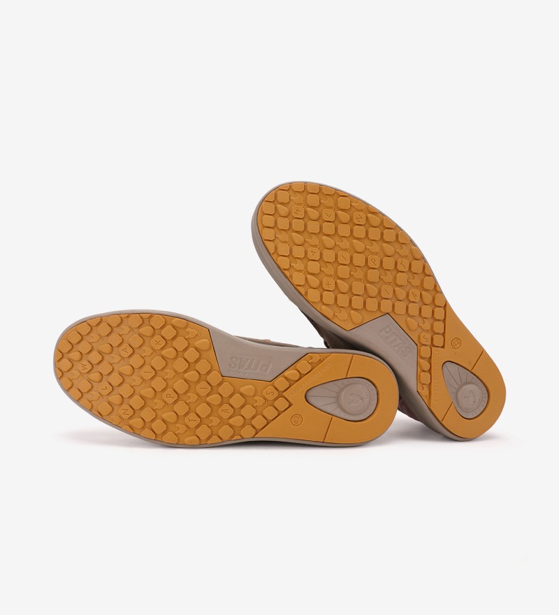 Walk In Pitas Baikal Coast Camel