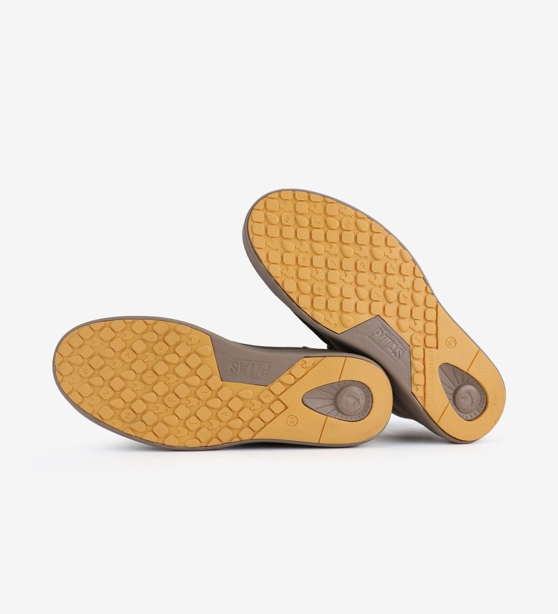 Walk In Pitas Baikal Coast Kaki