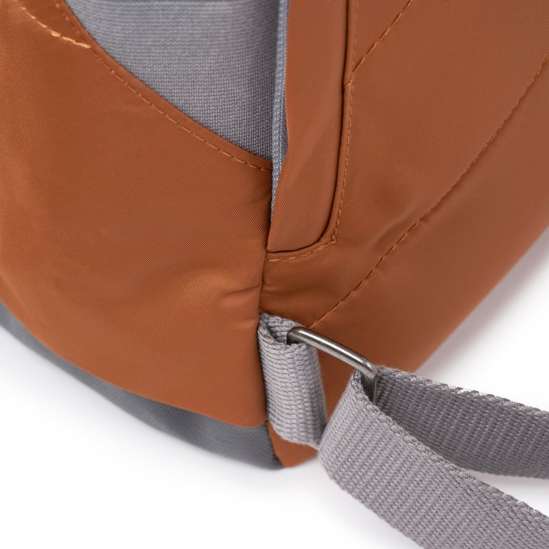 Roka London Canfield B Small...