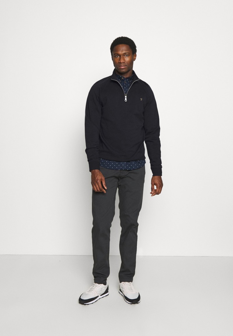 Farah Jim 1/4 Quarter Zip Sweat True...