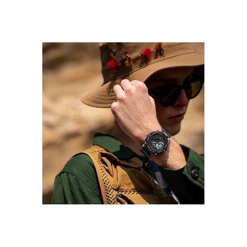 Casio G-Shock GA-2200M-1AER