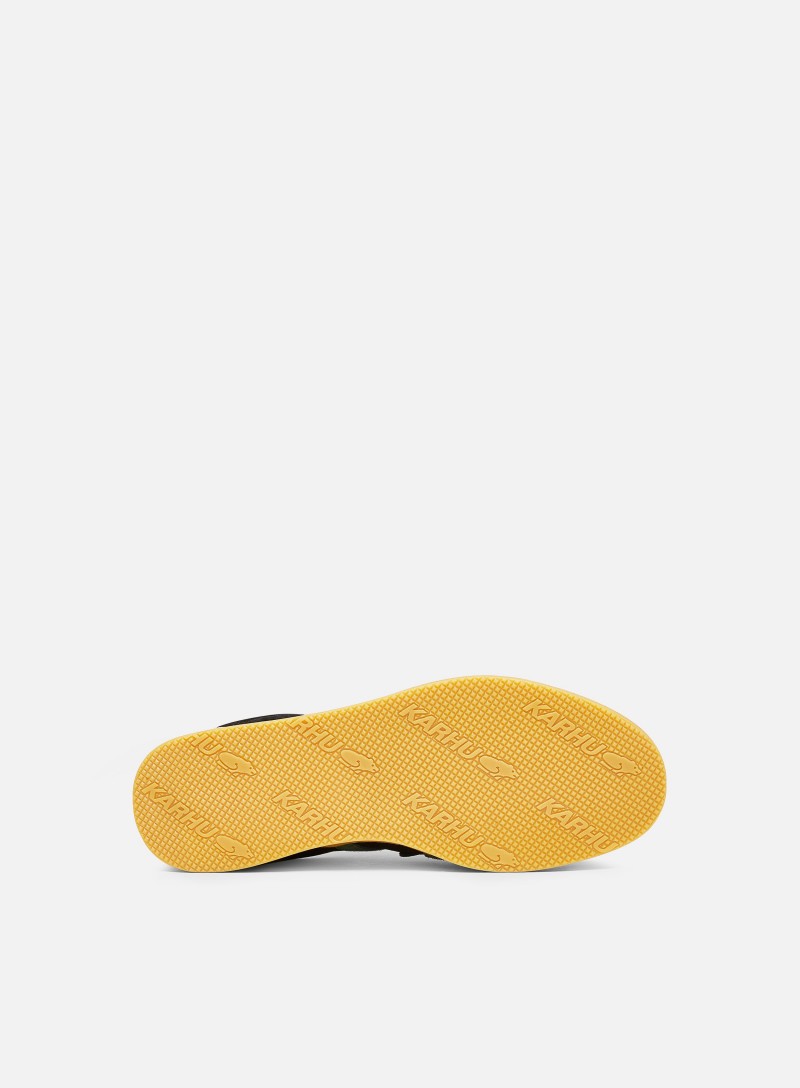 Karhu Trampas Jet Black/Dark Ivy